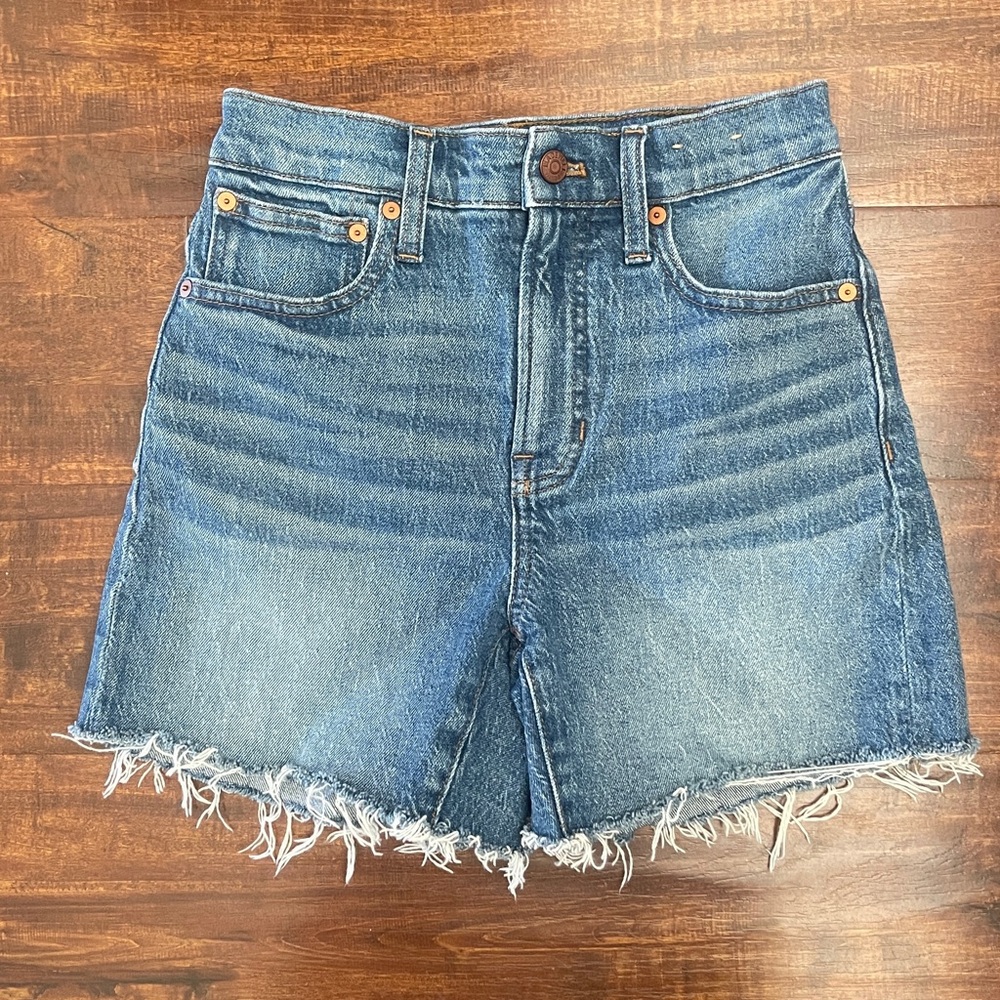 Madewell The Perfect Mid Length Jean Short Size 24